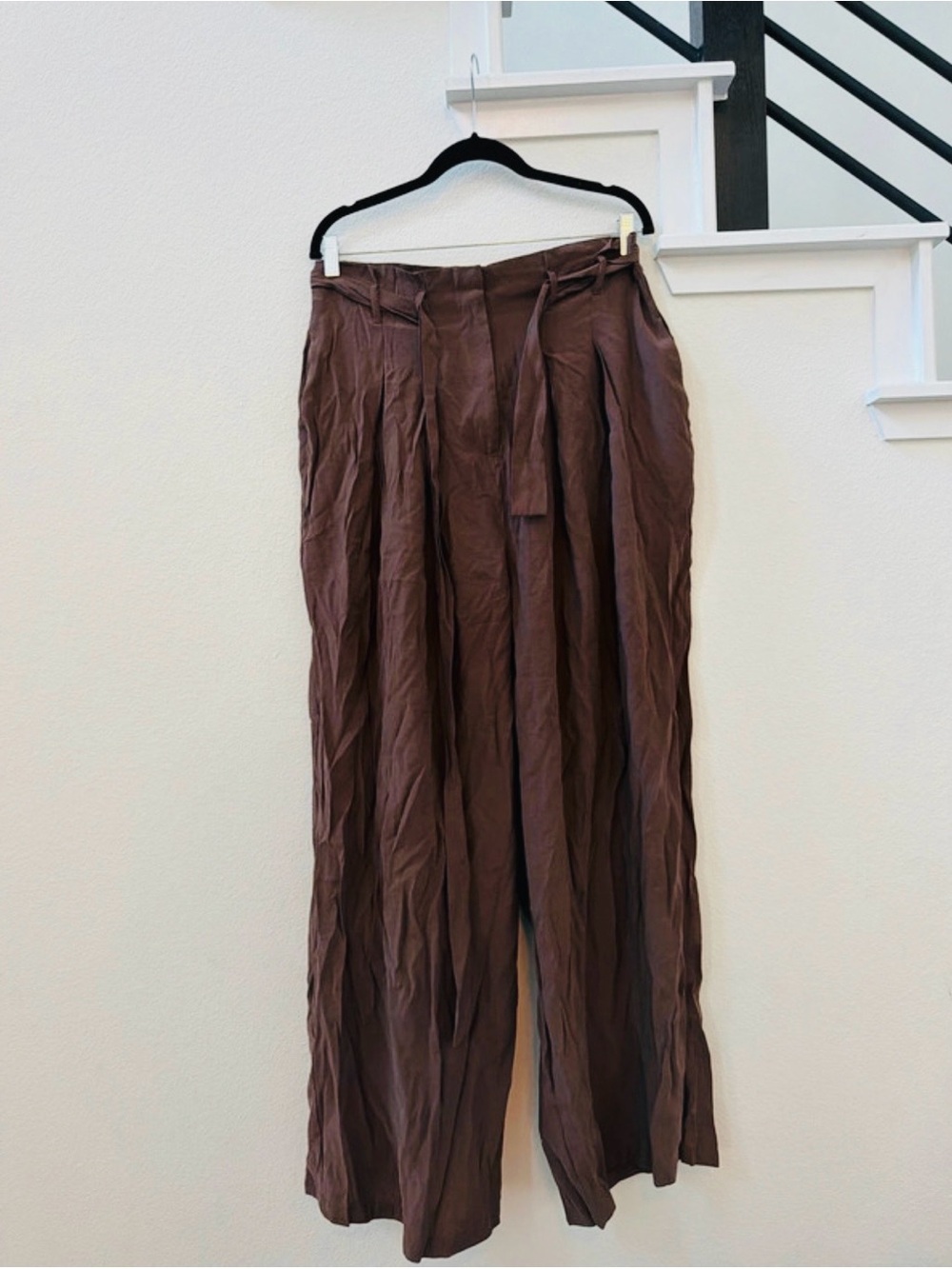 Anthropologie Wide-Leg Paperbag Trousers in a chocolate brown XL tall - Picture 3 of 3